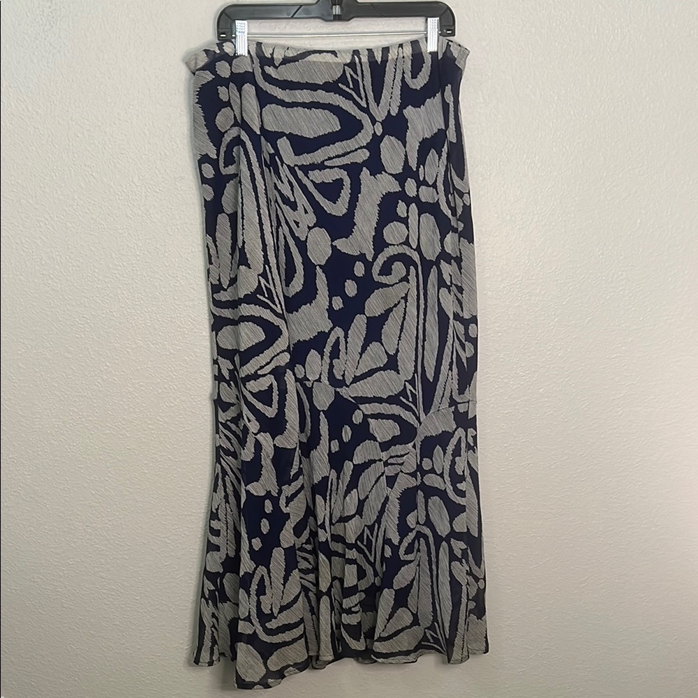 Ashley Stewart Blue/White Print Skirt Size 18